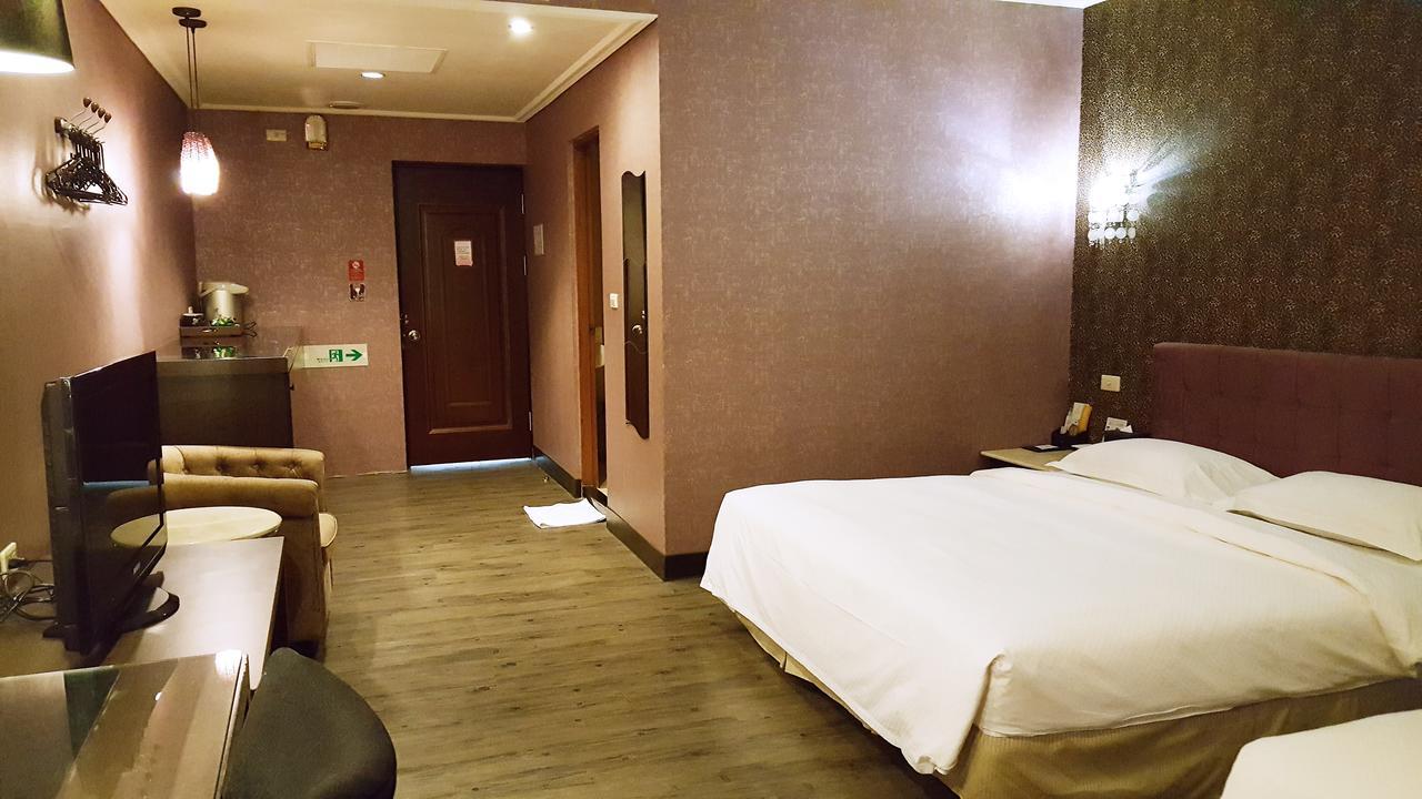 The Riverside Hotel & Motel Kaohsiung Dış mekan fotoğraf