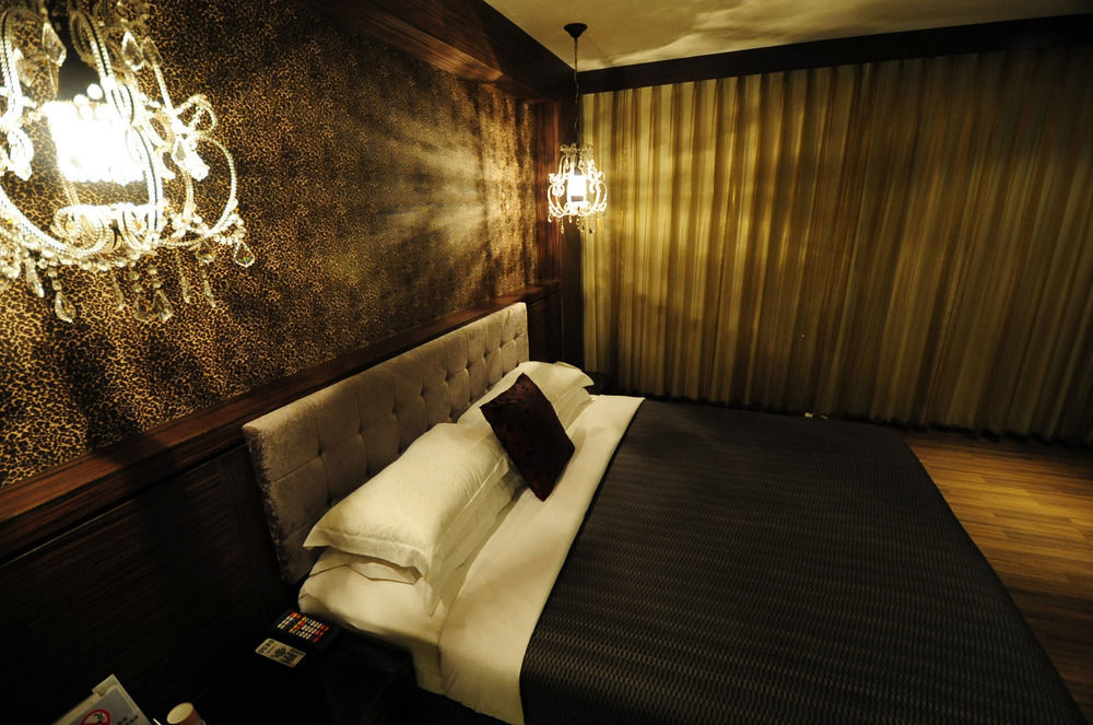 The Riverside Hotel & Motel Kaohsiung Dış mekan fotoğraf